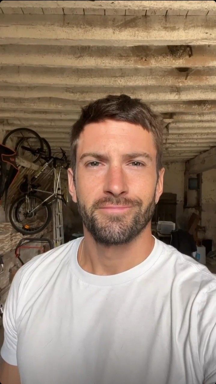 <em>Mitchell R.</em>